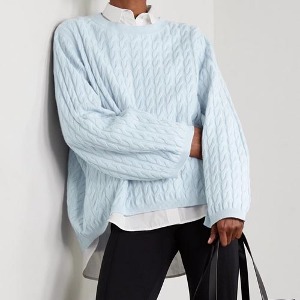 Oversized Cashmere Cable Knit Sweater. toteme
