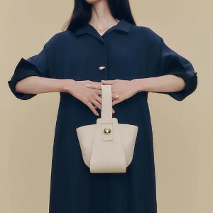Formal Tote Bag - Ivory. le(OR)